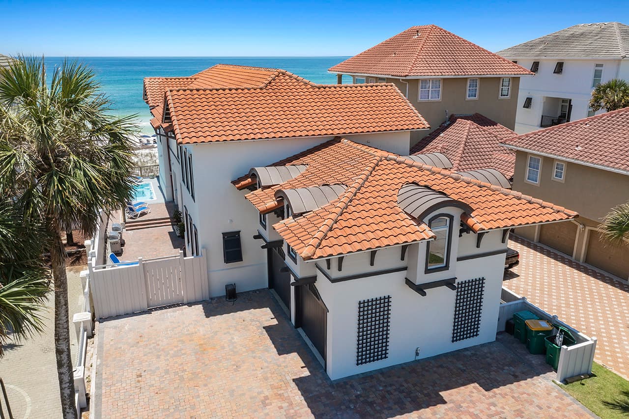 Tropic Like It's Hot - Image 43