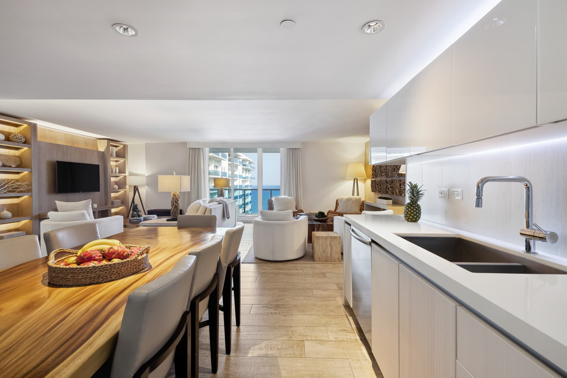 Tropical Oasis - Image 4