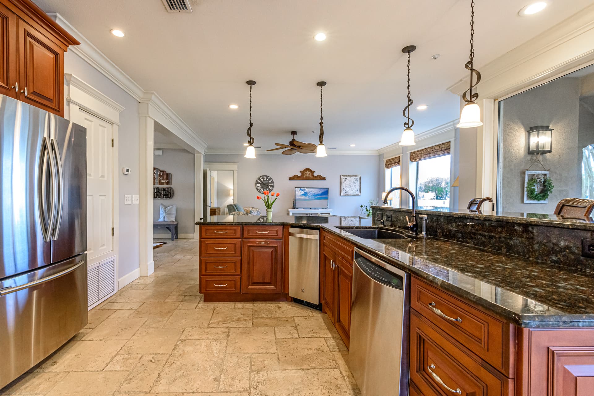 Retreat Residence - Image 12