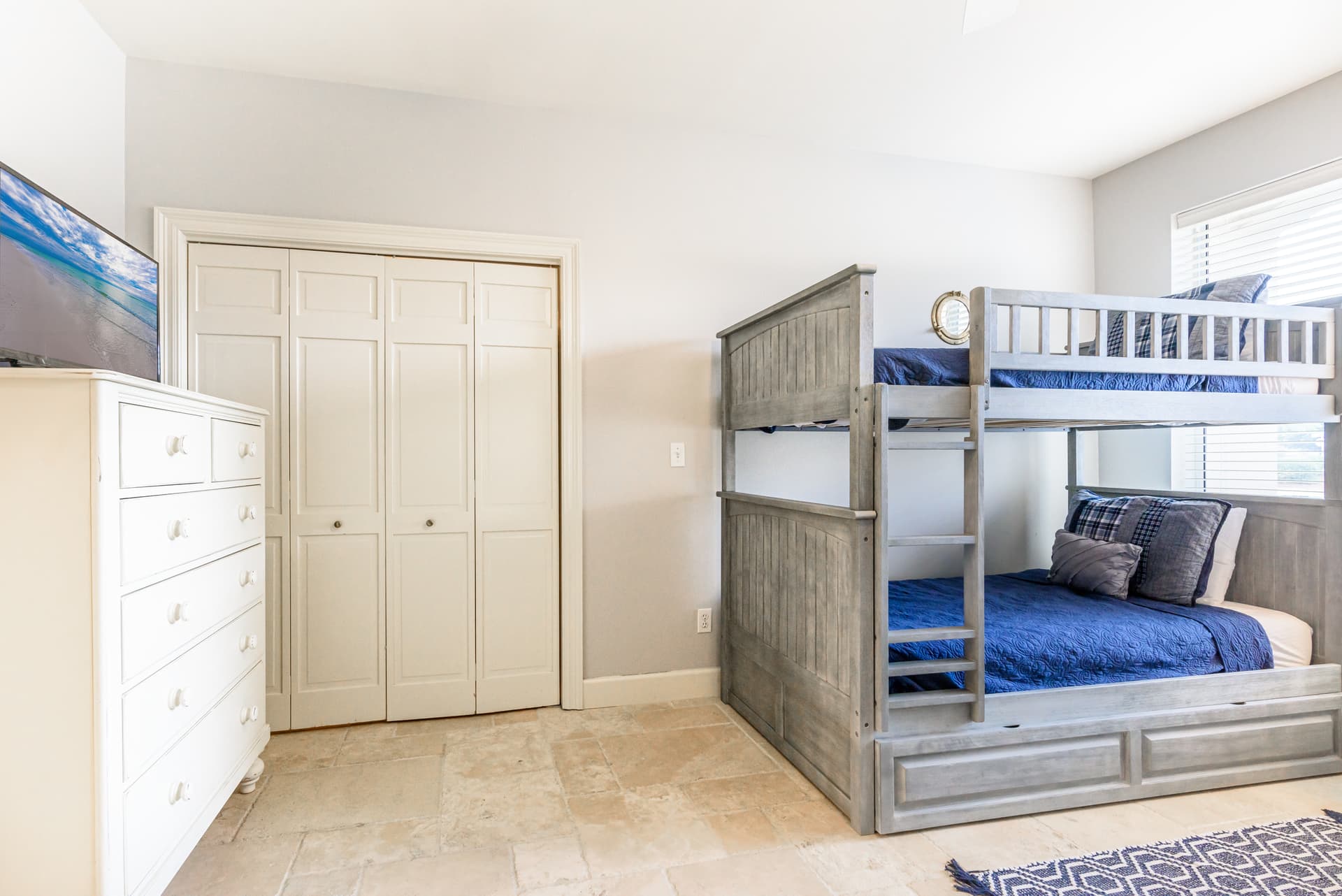 Retreat Residence - Image 34