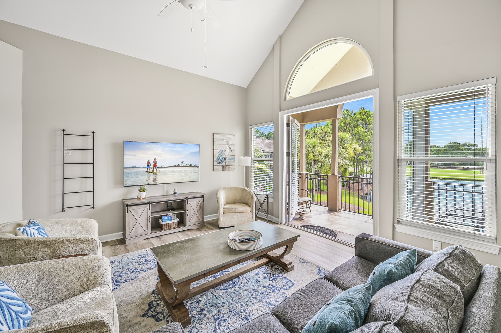 Turnberry Residence - Image 3