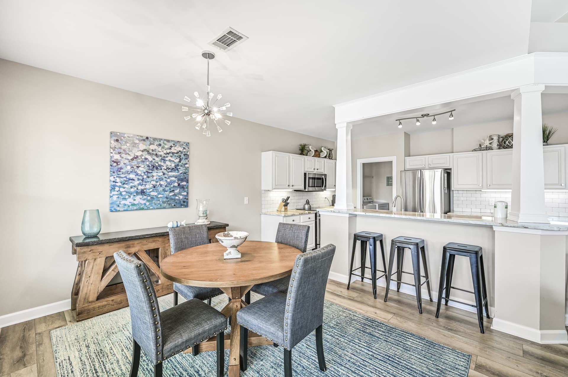 Turnberry Residence - Image 3