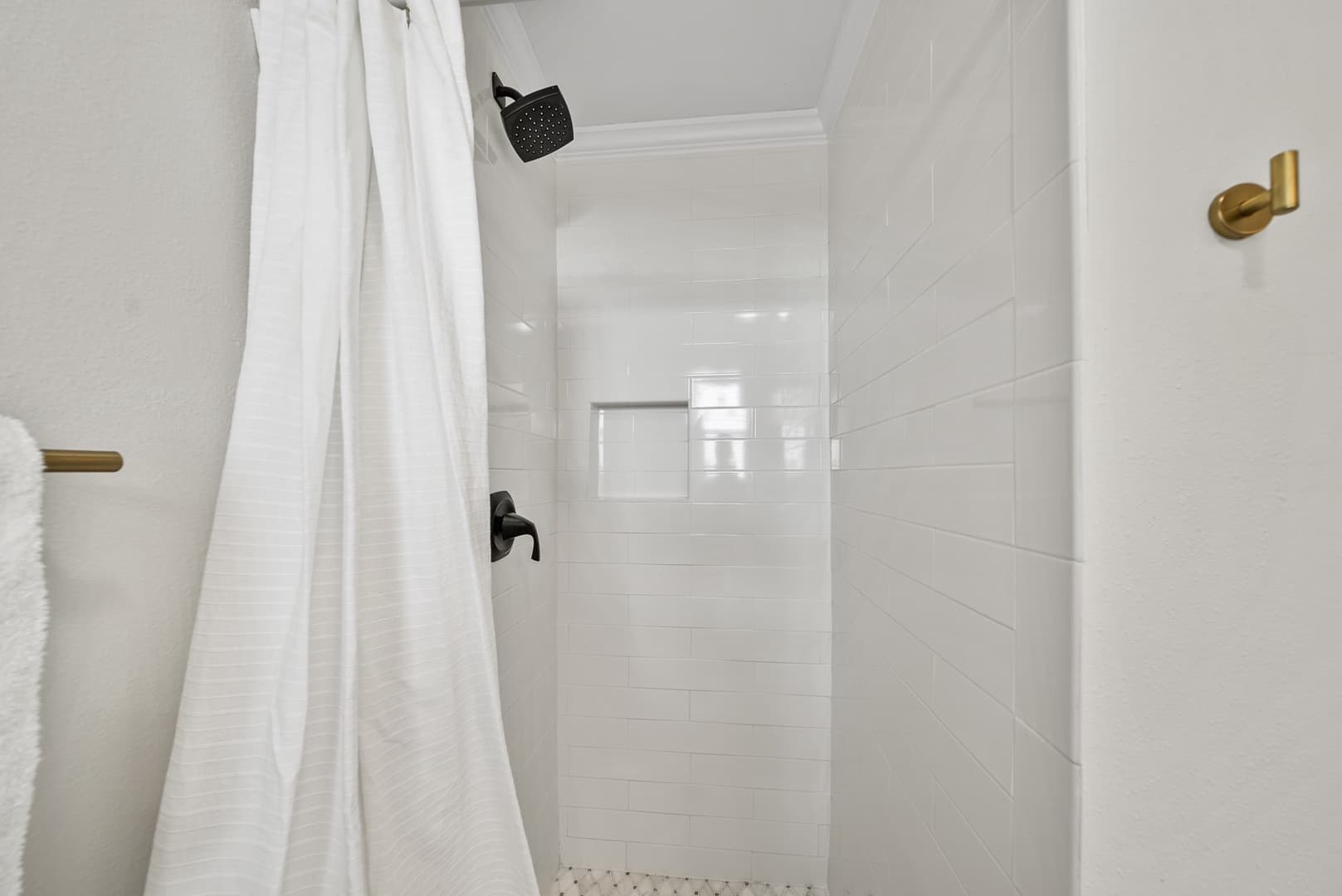 Beachside Villa #811 - Image 13