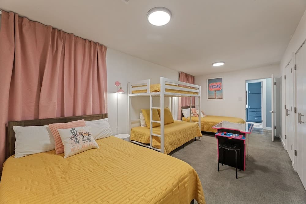 TX Sunset Ranch - Image 8