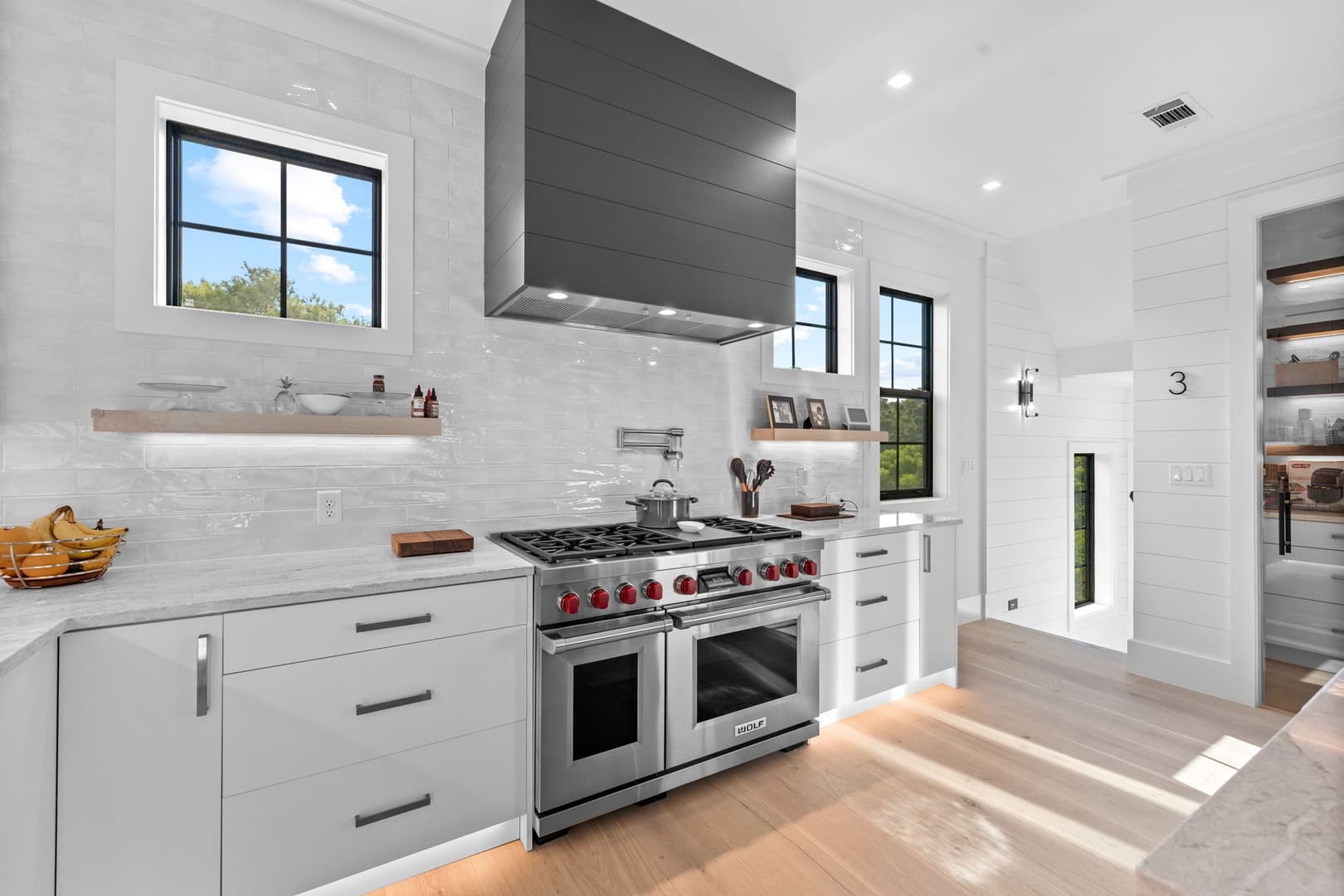 Endless Views - Image 14