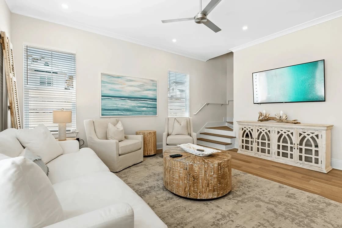 Emerald Escape - Image 1