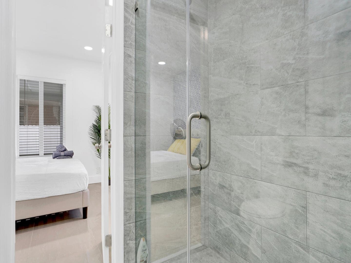 Bungalow House - Image 22