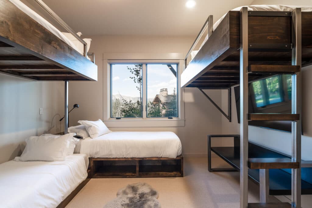 Blue Run Home - Image 15