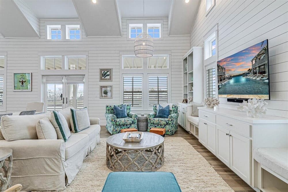 Isle Be Back #238 - Image 1