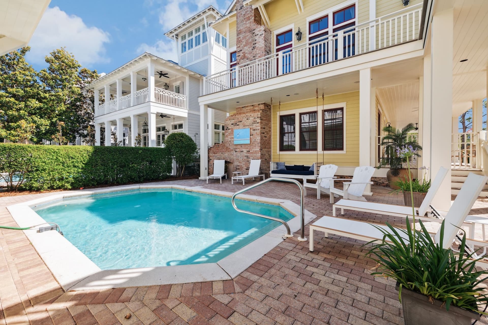 Happy Place Beach House - Image 1