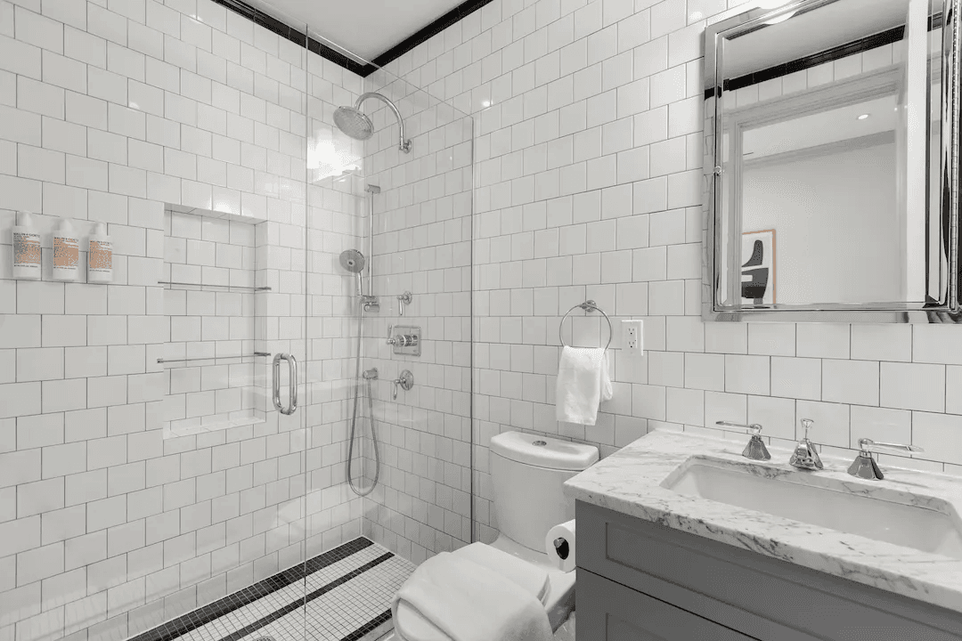 Linden Place II - Image 3