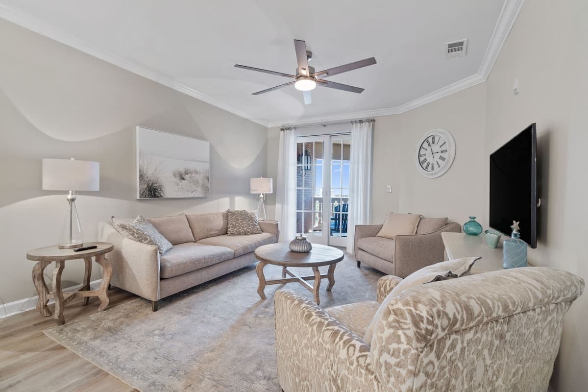 Hampshire Condo #406 - Image 1