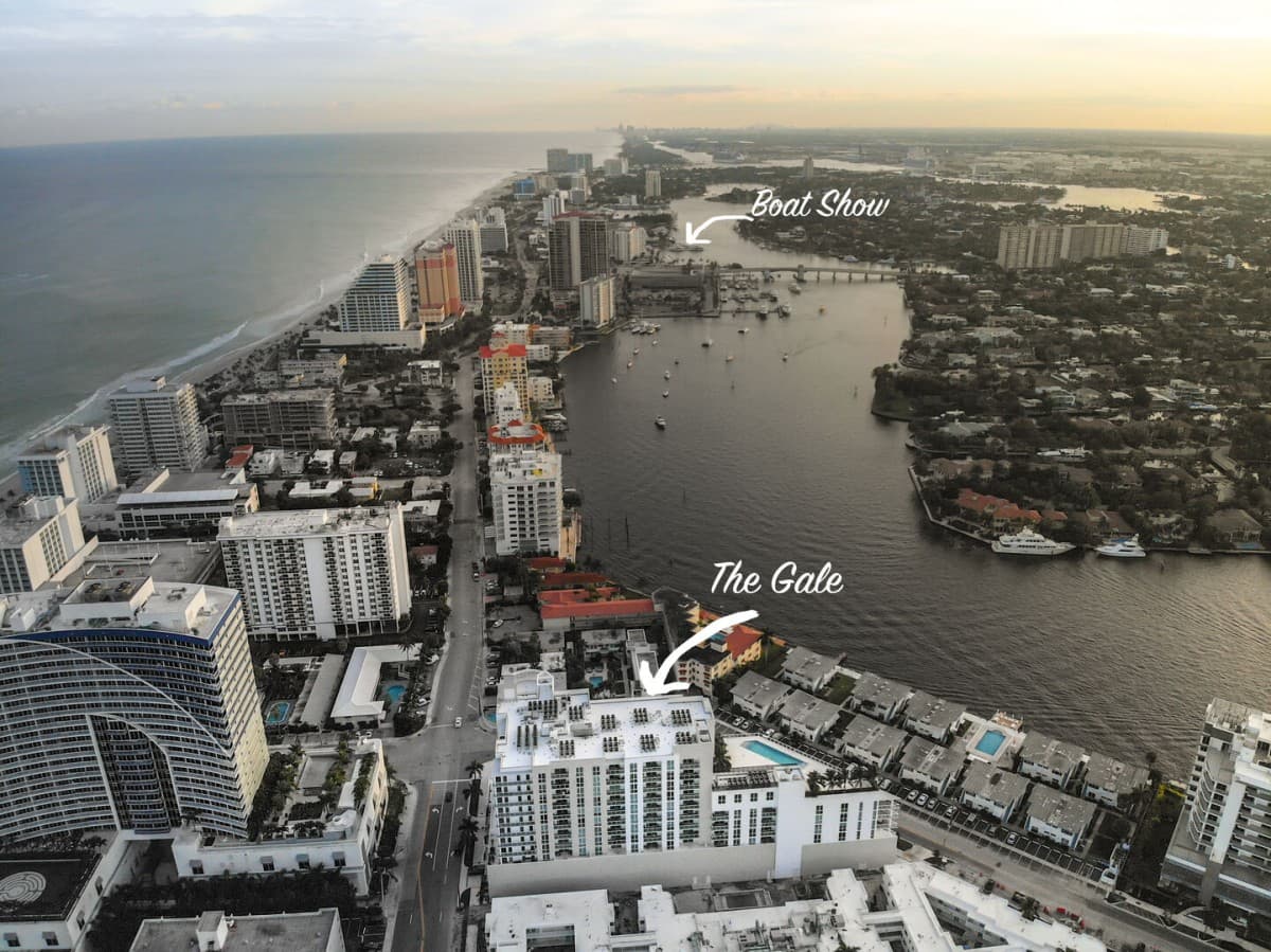 Modern Home - Image 18