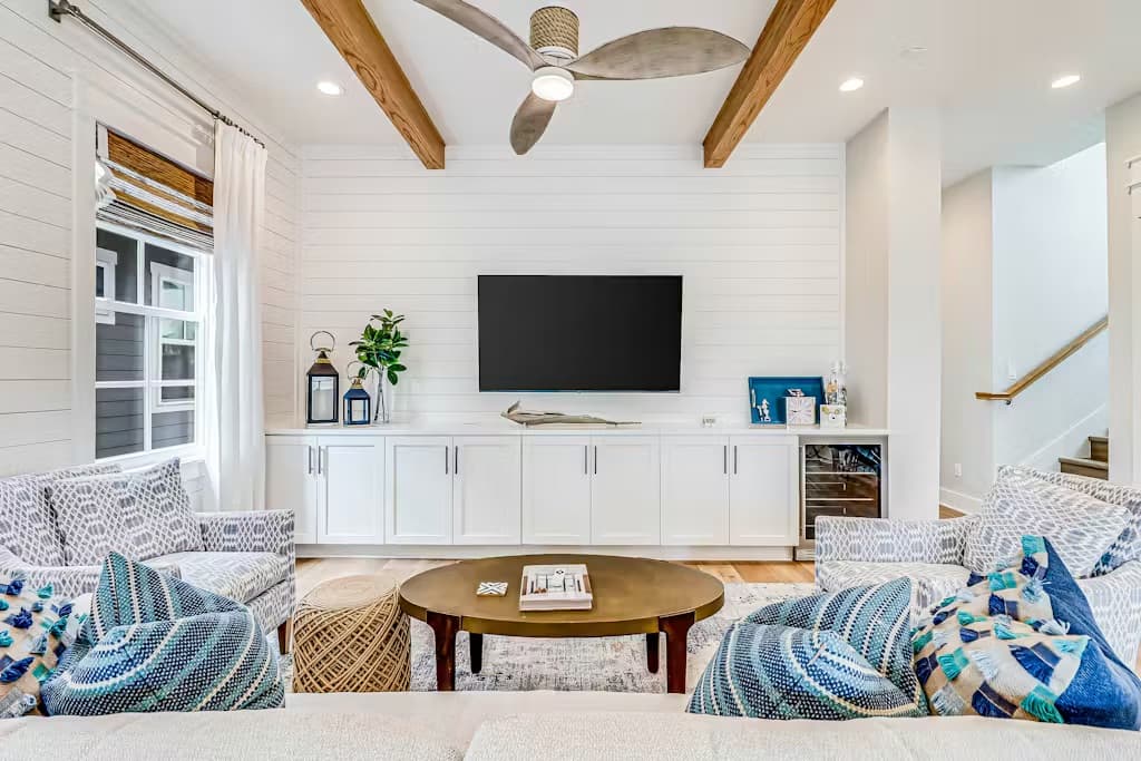 Beachin' Bungalow - Image 8