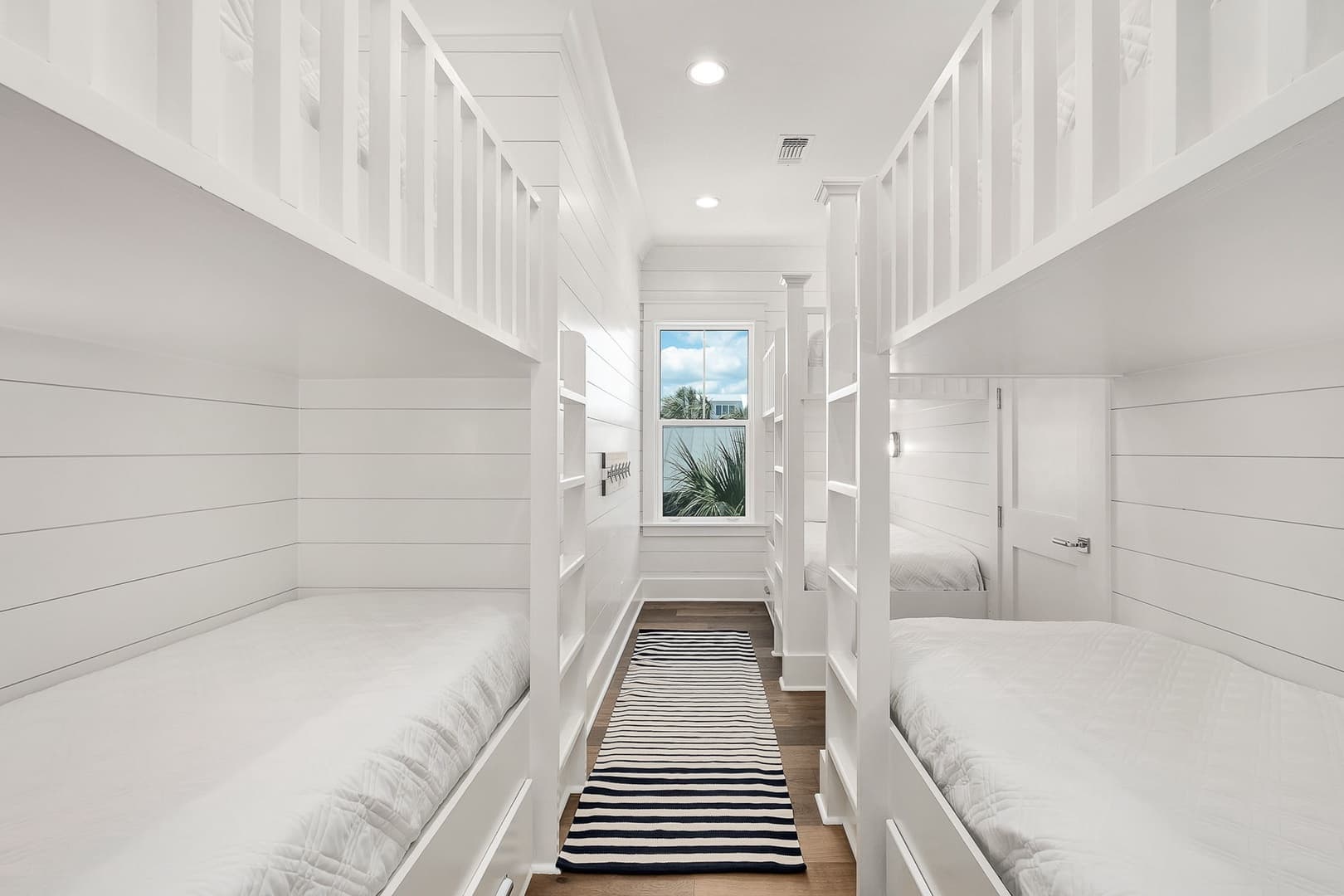 Grayton Gold - Image 26