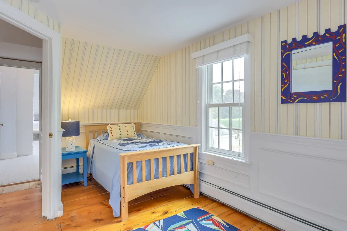 Queen's Landing - Image 21