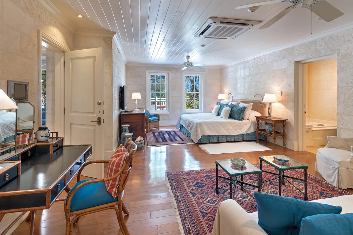 Latitude Home - Image 4