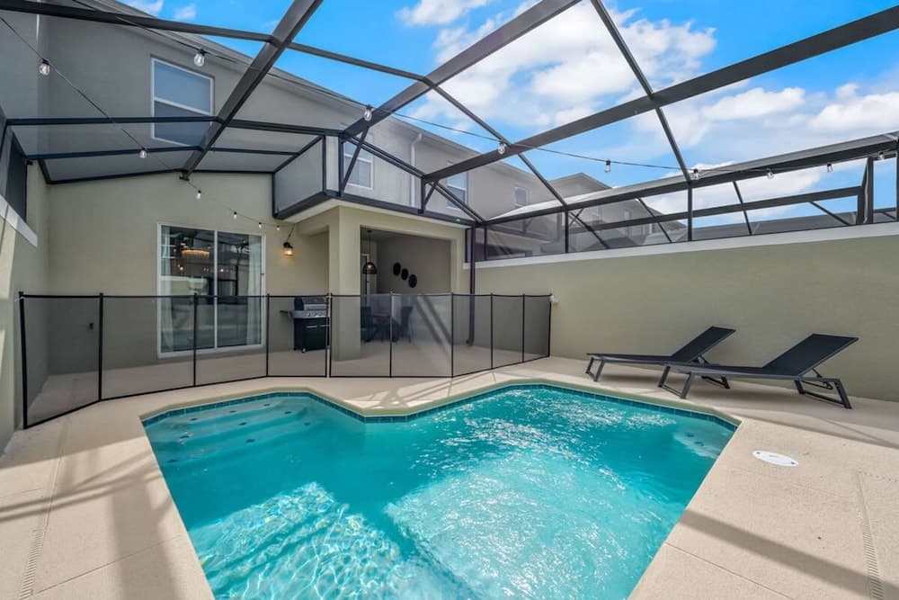 Olympus Royale - Image 2