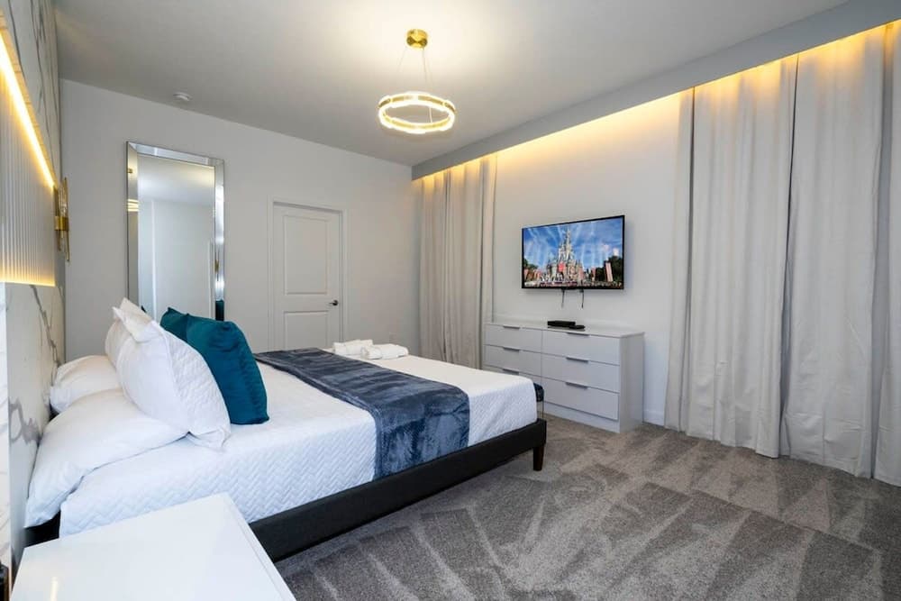 Aurora Atelier - Image 24