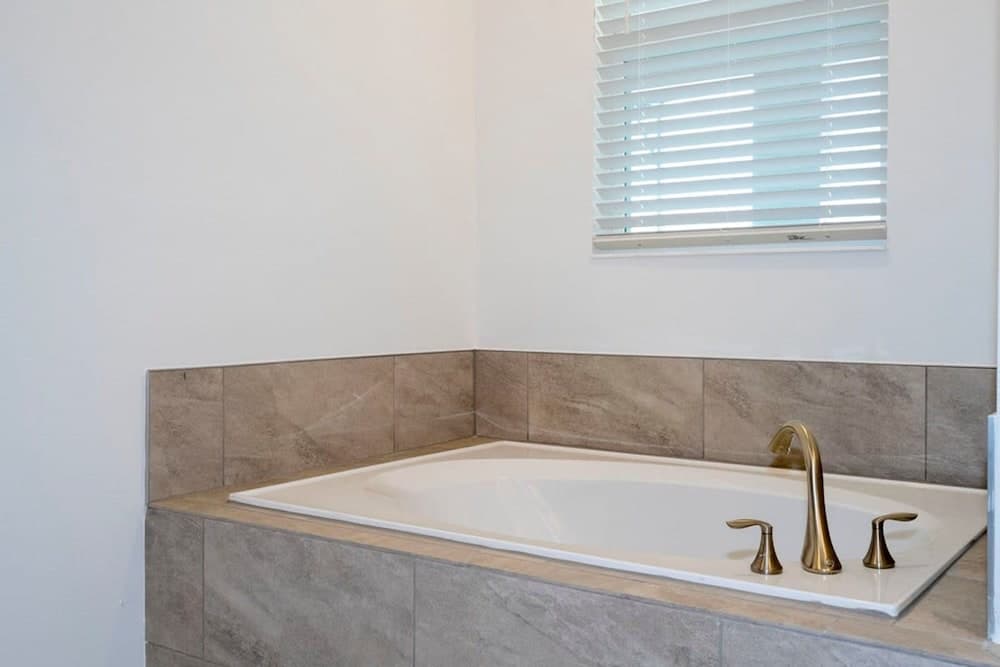 Aurora Atelier - Image 29