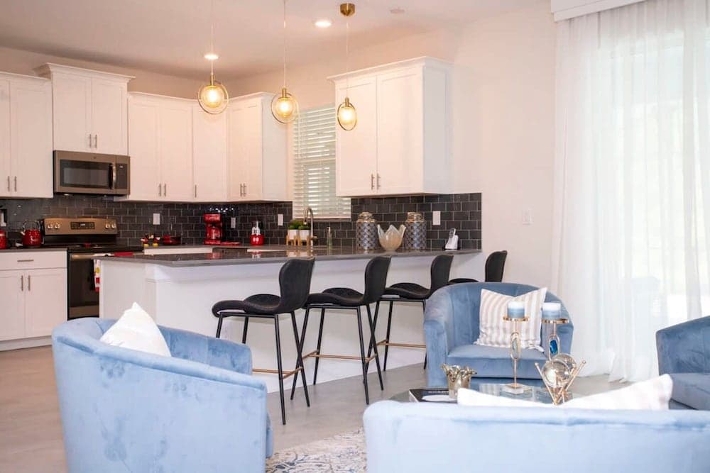 Royal Crown - Image 6