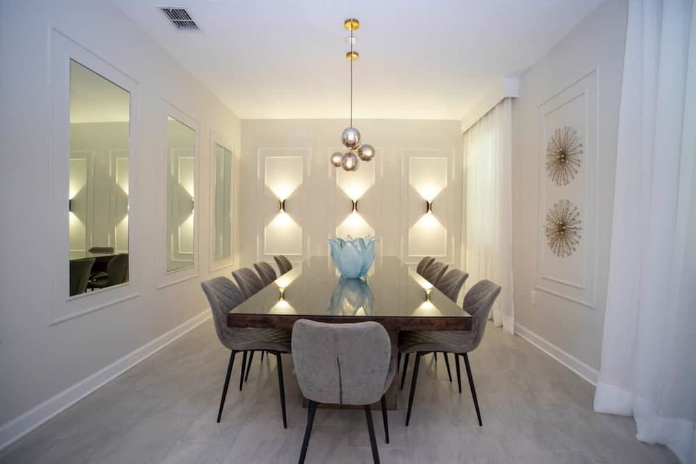 Royal Crown - Image 9