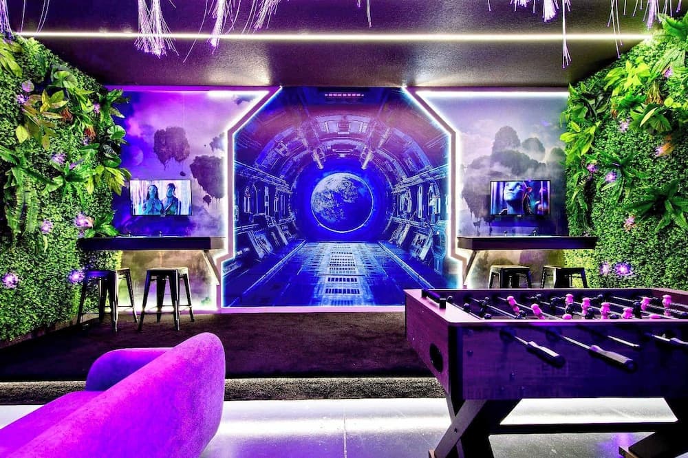 Ultimate Villa in Windsor Island - Image 30