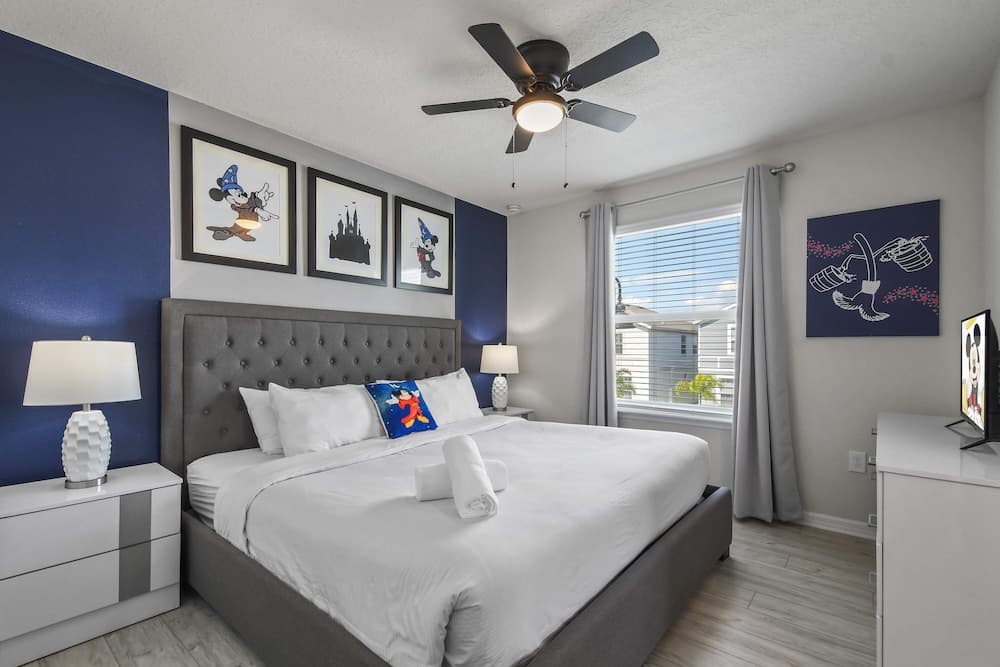 Ultimate Villa in Windsor Island - Image 15