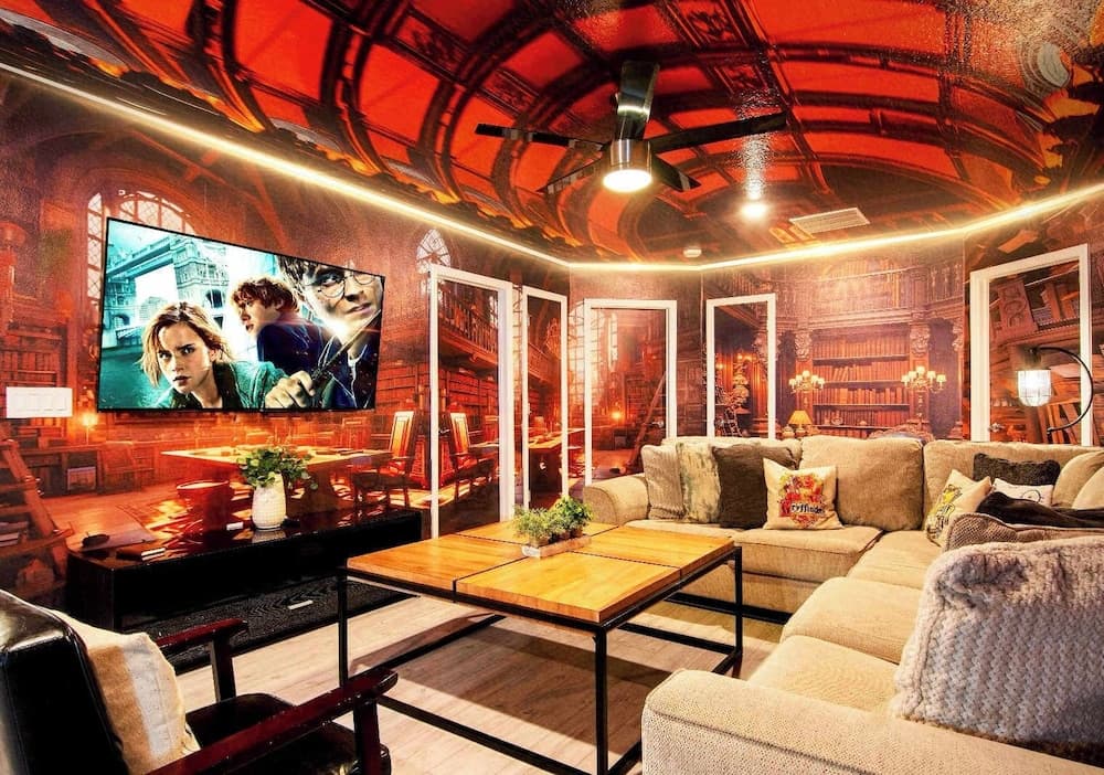 Ultimate Villa in Windsor Island - Image 33