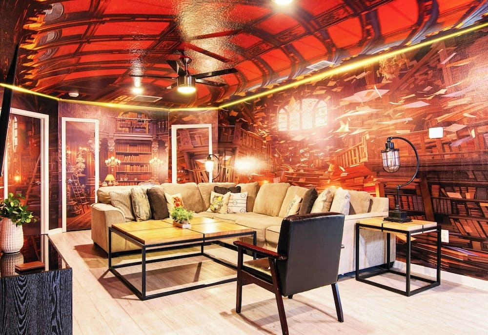 Ultimate Villa in Windsor Island - Image 4