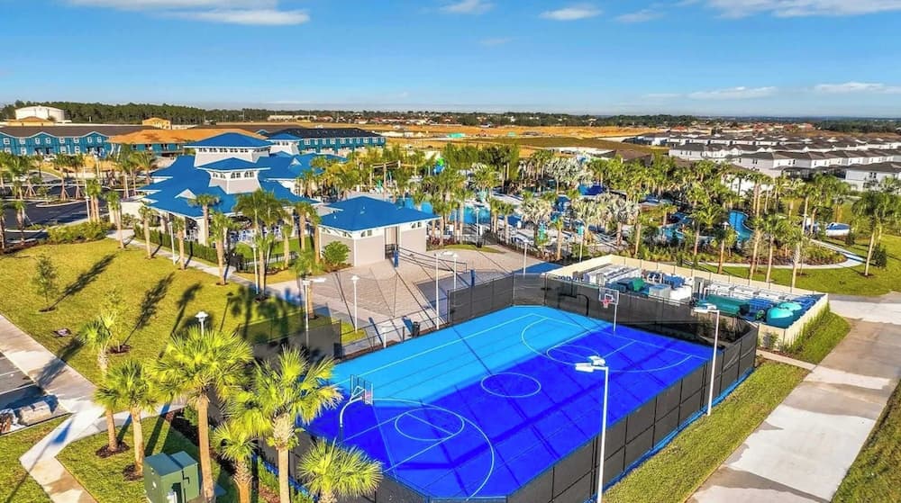 Ultimate Villa in Windsor Island - Image 54