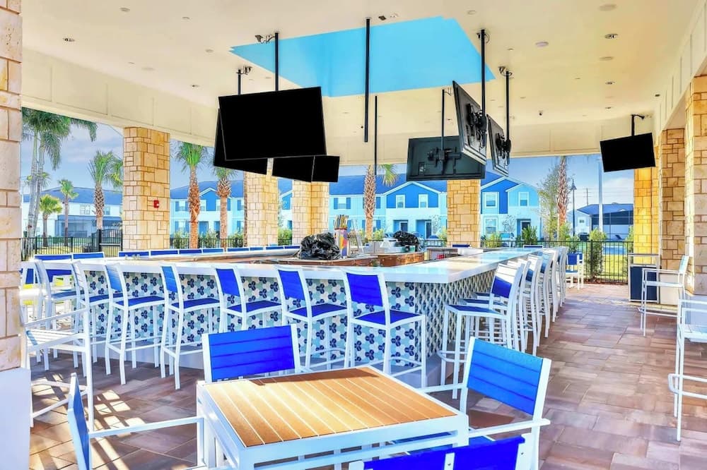 Ultimate Villa in Windsor Island - Image 63