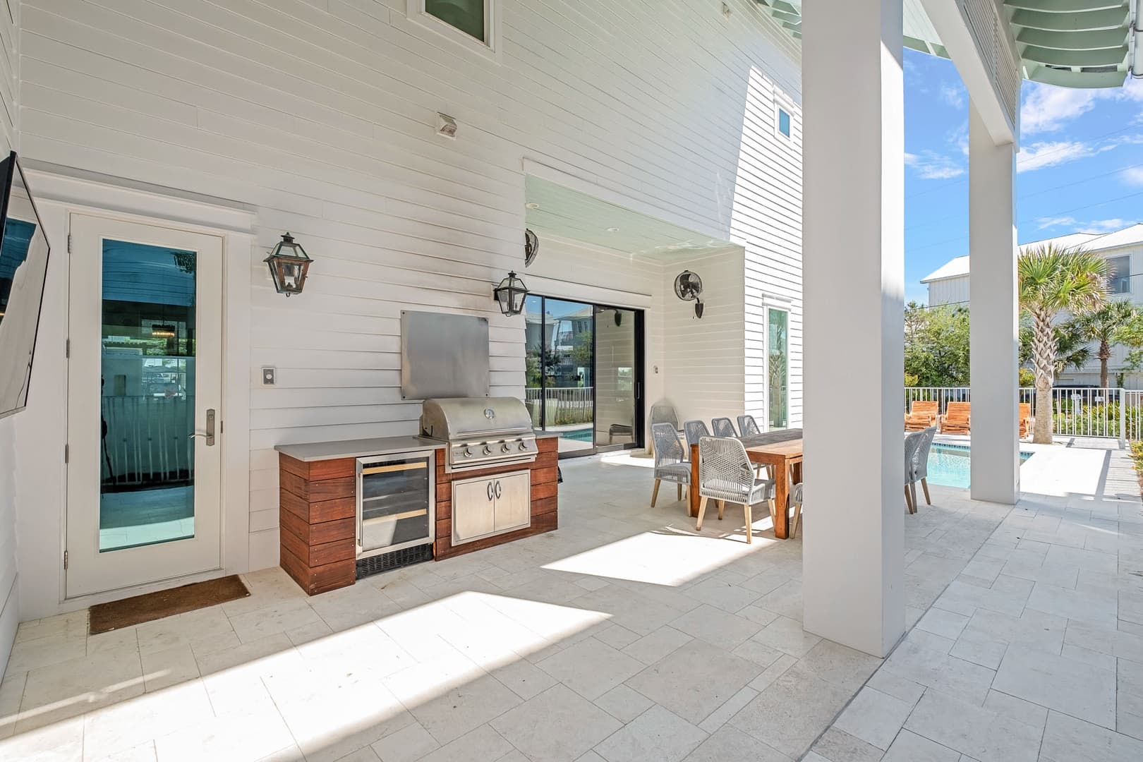 Coastal Dream Manor - Image 19