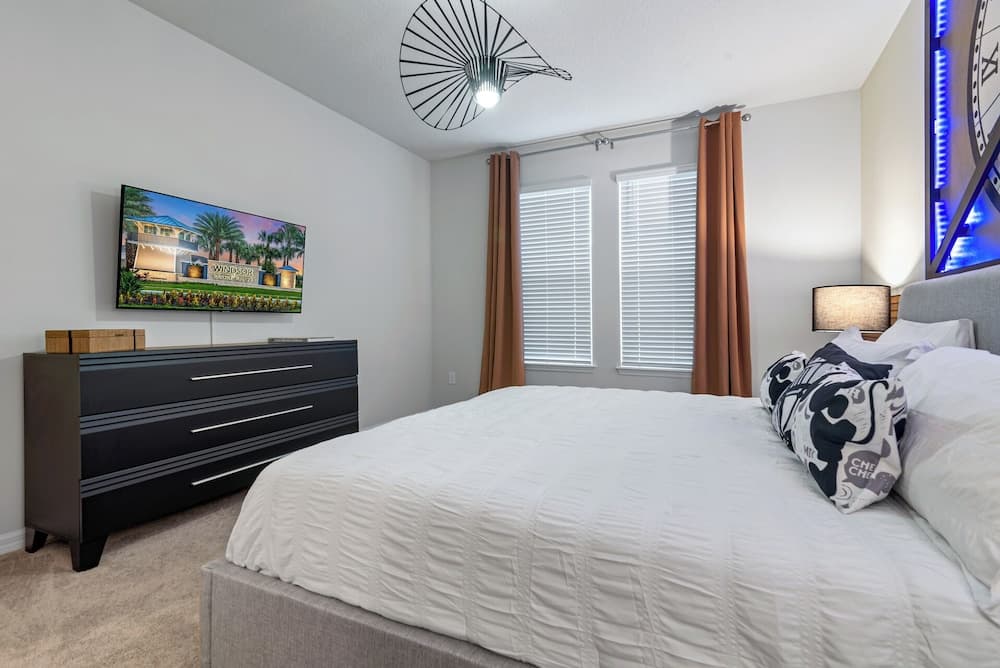 Oasis Gate - Image 31