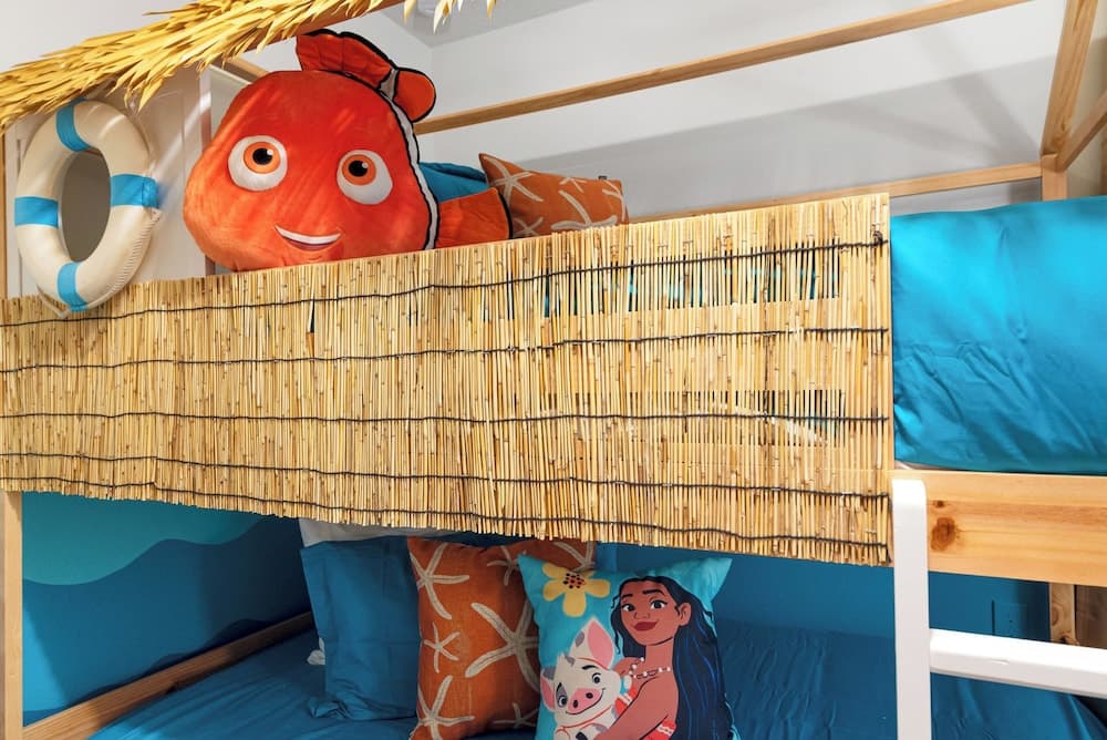 Oasis Gate - Image 47