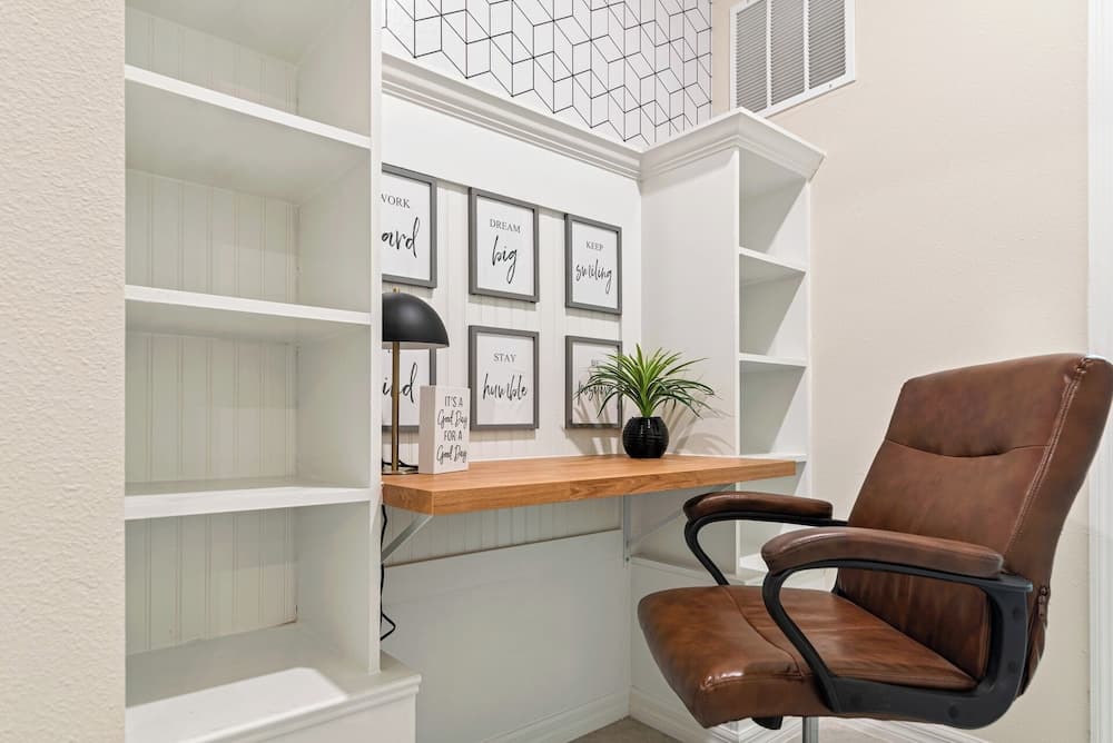 Oasis Gate - Image 50