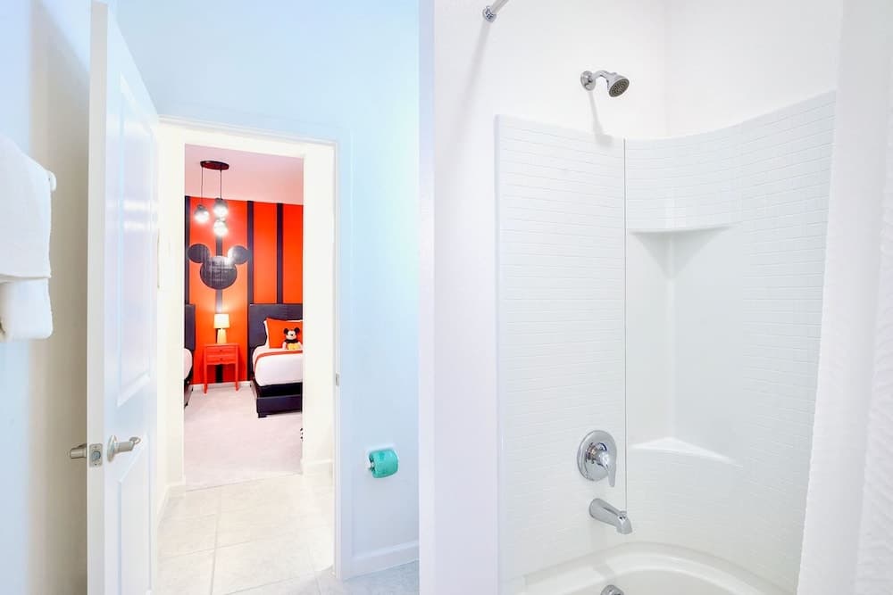 Grand Play Mansion - Image 27