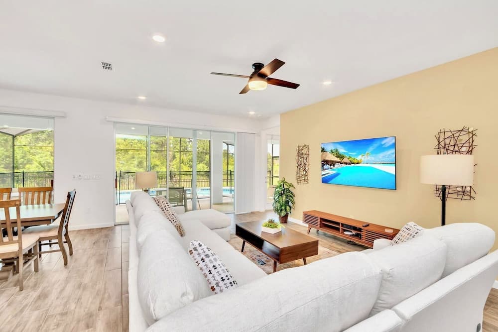 Resort Home #19 - Image 3