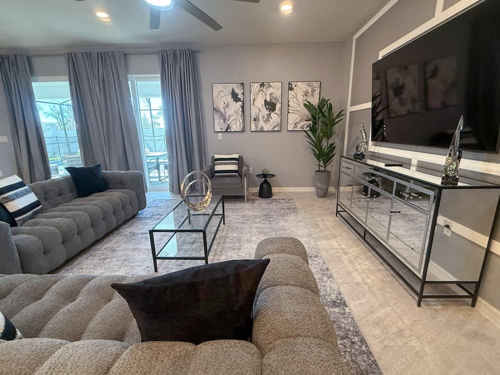 Martin Mansion - Image 2