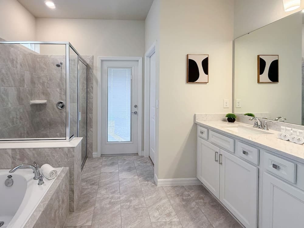 Martin Mansion - Image 11