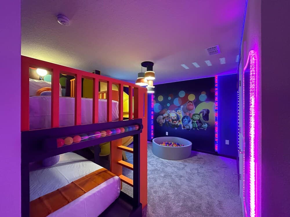 Martin Mansion - Image 23