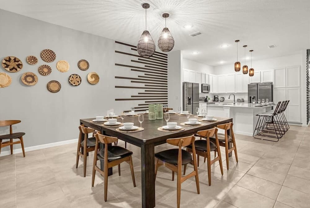 Prime Theatre Retreat - Image 5