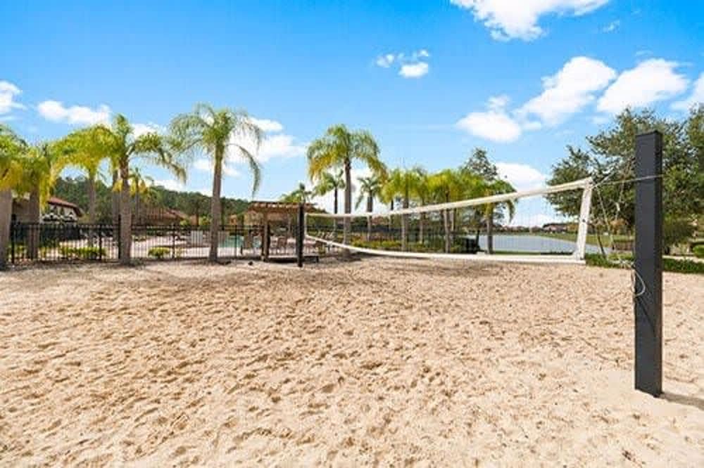 Prime Theatre Retreat - Image 62