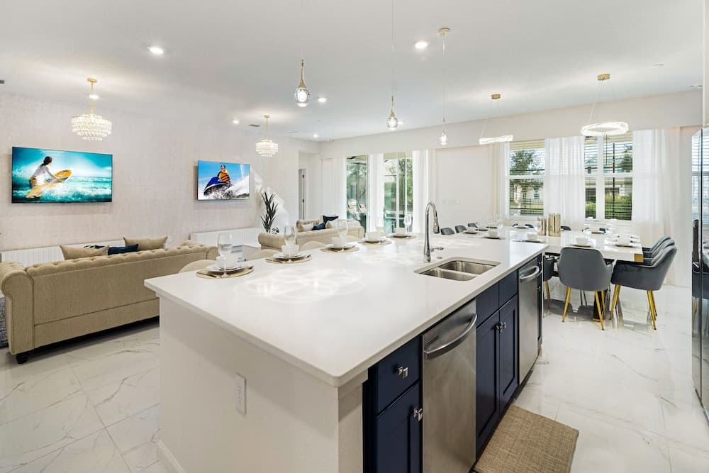 Funhouse Retreat - Image 5