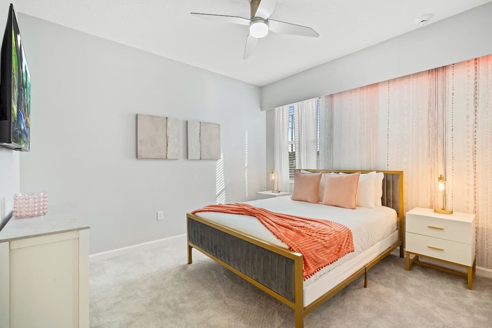 Funhouse Retreat - Image 21