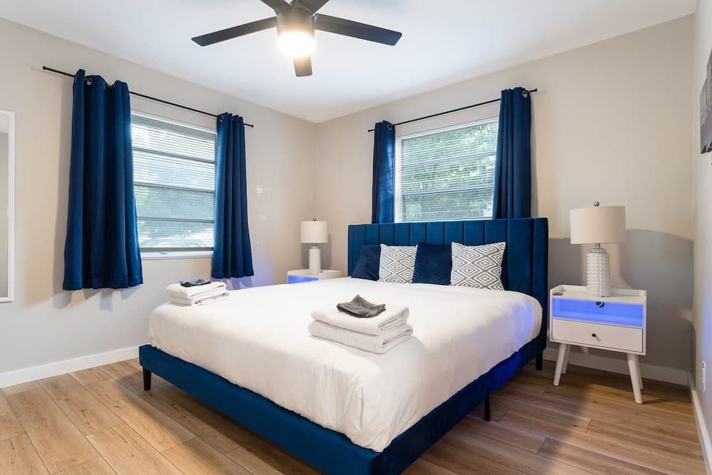 Clubhaus Corner - Image 11