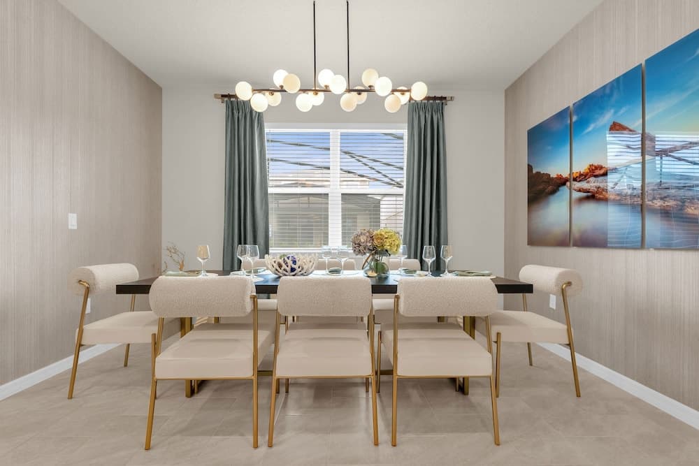 Disney Movie Mansion - Image 6