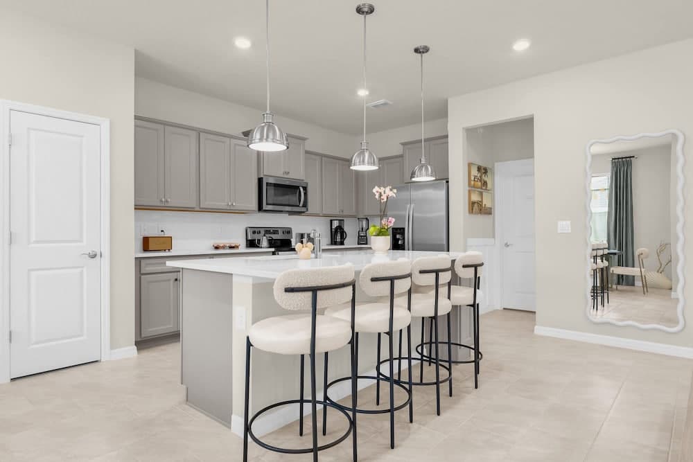 Disney Movie Mansion - Image 5