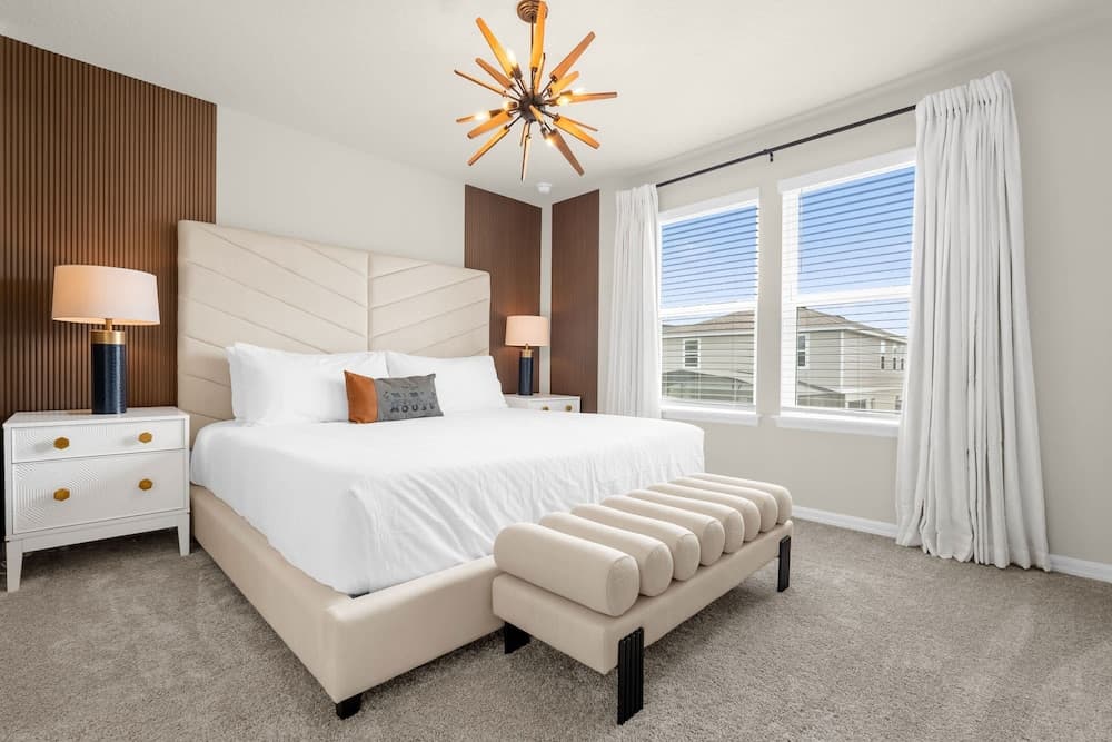 Disney Movie Mansion - Image 4