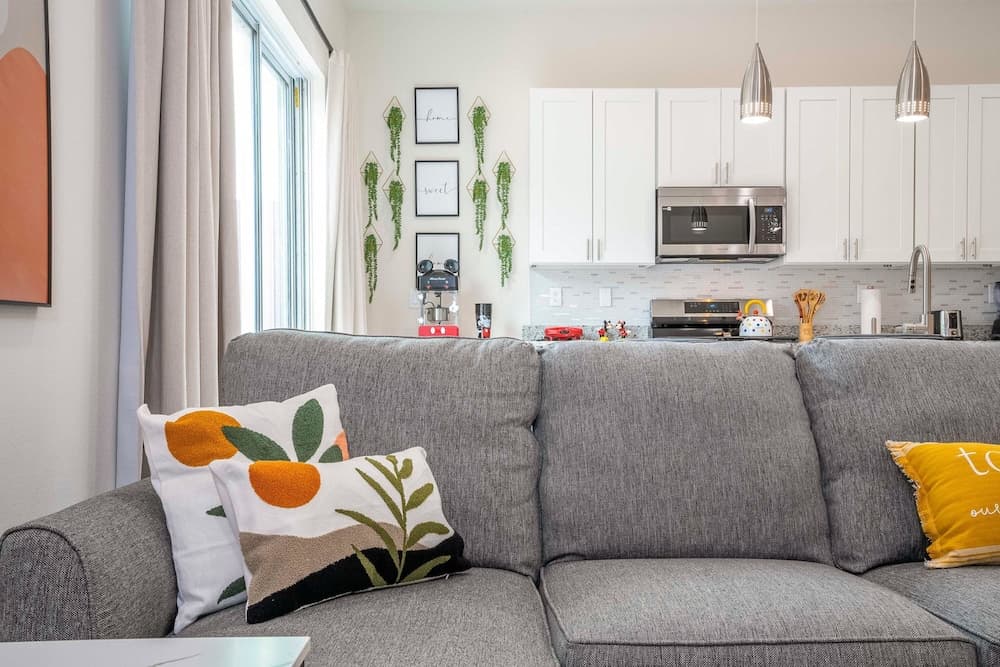 Disney Themed House - Image 2